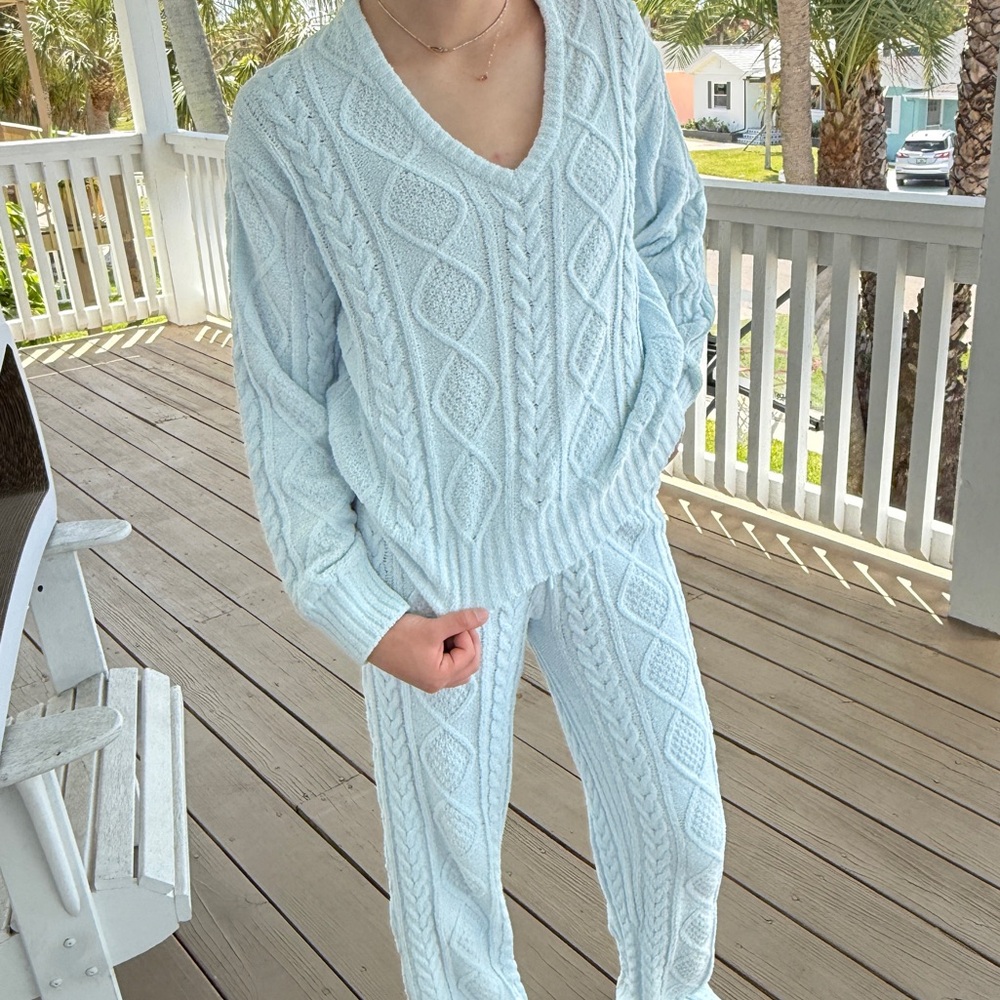 PJ Salvage Live Life Cozy Chenille Cozy Cable V-Neck Sweater Set XS NWT